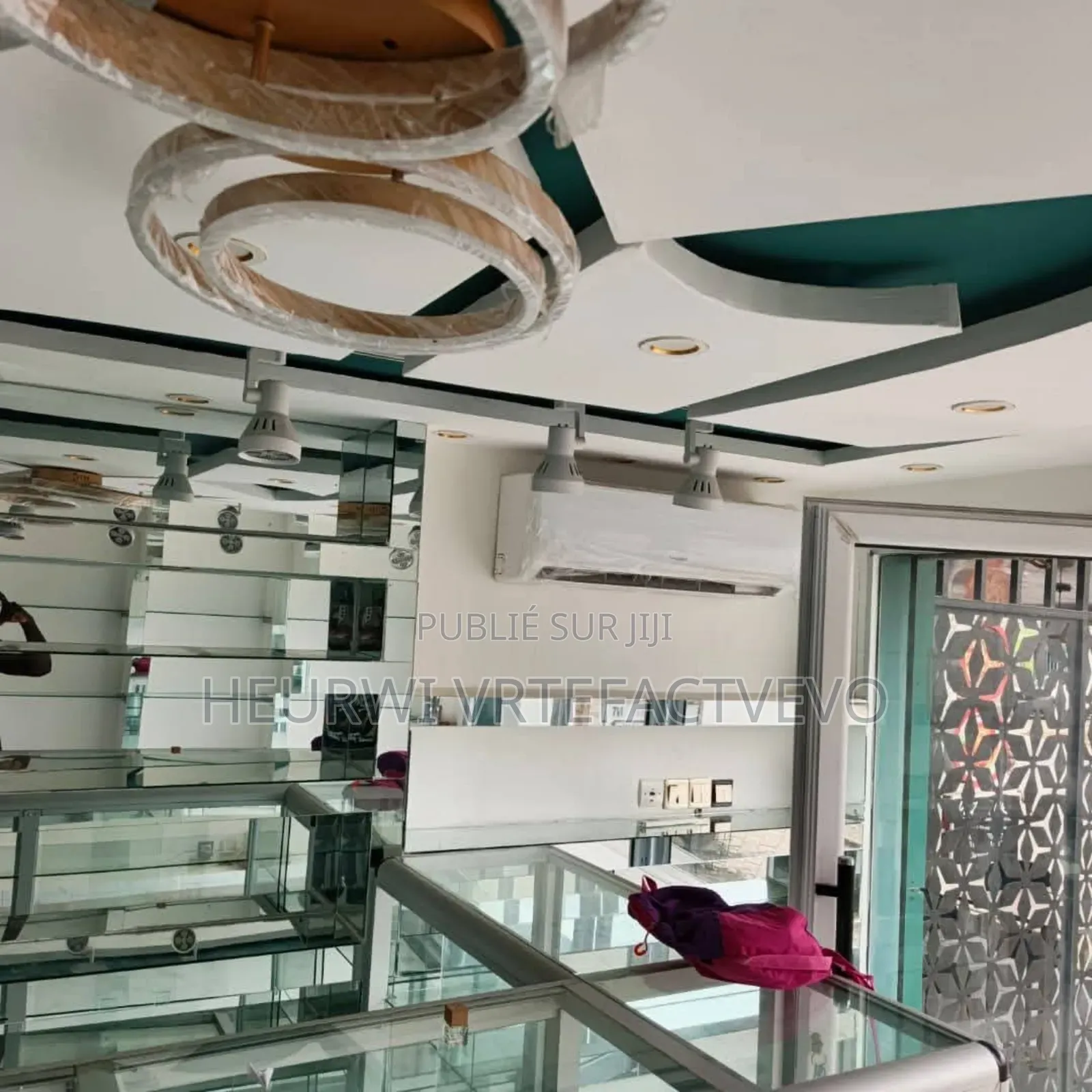 Mini-plat dans Yozalem, Cocody à Vendre