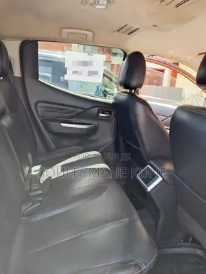 Mitsubishi L200 2020 Orange