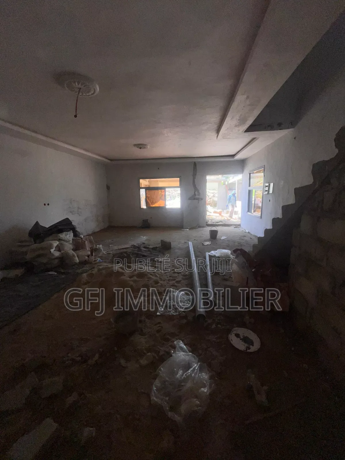 4chbre Villa dans Francis Gweh, Cocody à Vendre