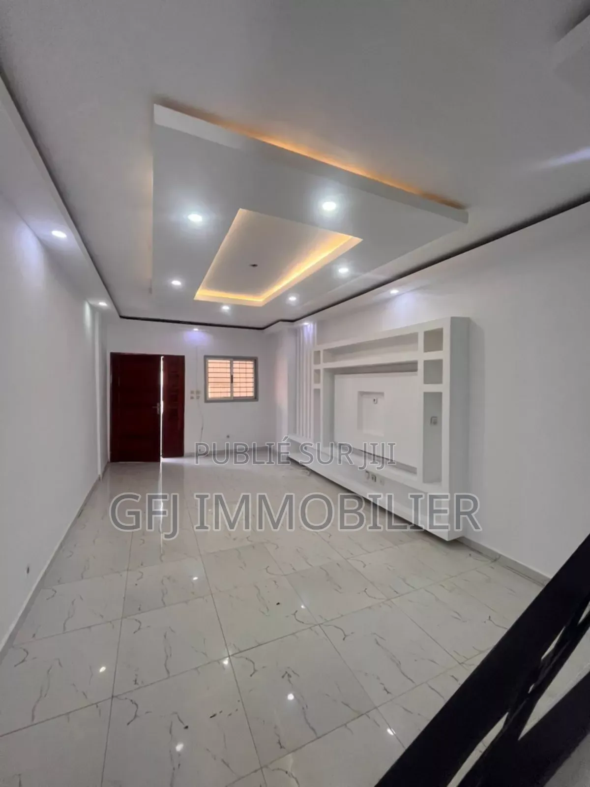 3chbre Duplex dans Francis Gweh, Cocody à Vendre