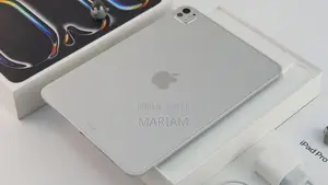 Nouveau Apple iPad Pro 11 (2025) 256 GB Autre