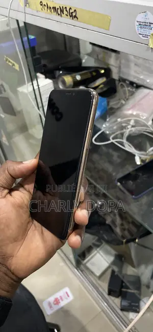 Apple iPhone 11 Pro 64 GB Doré