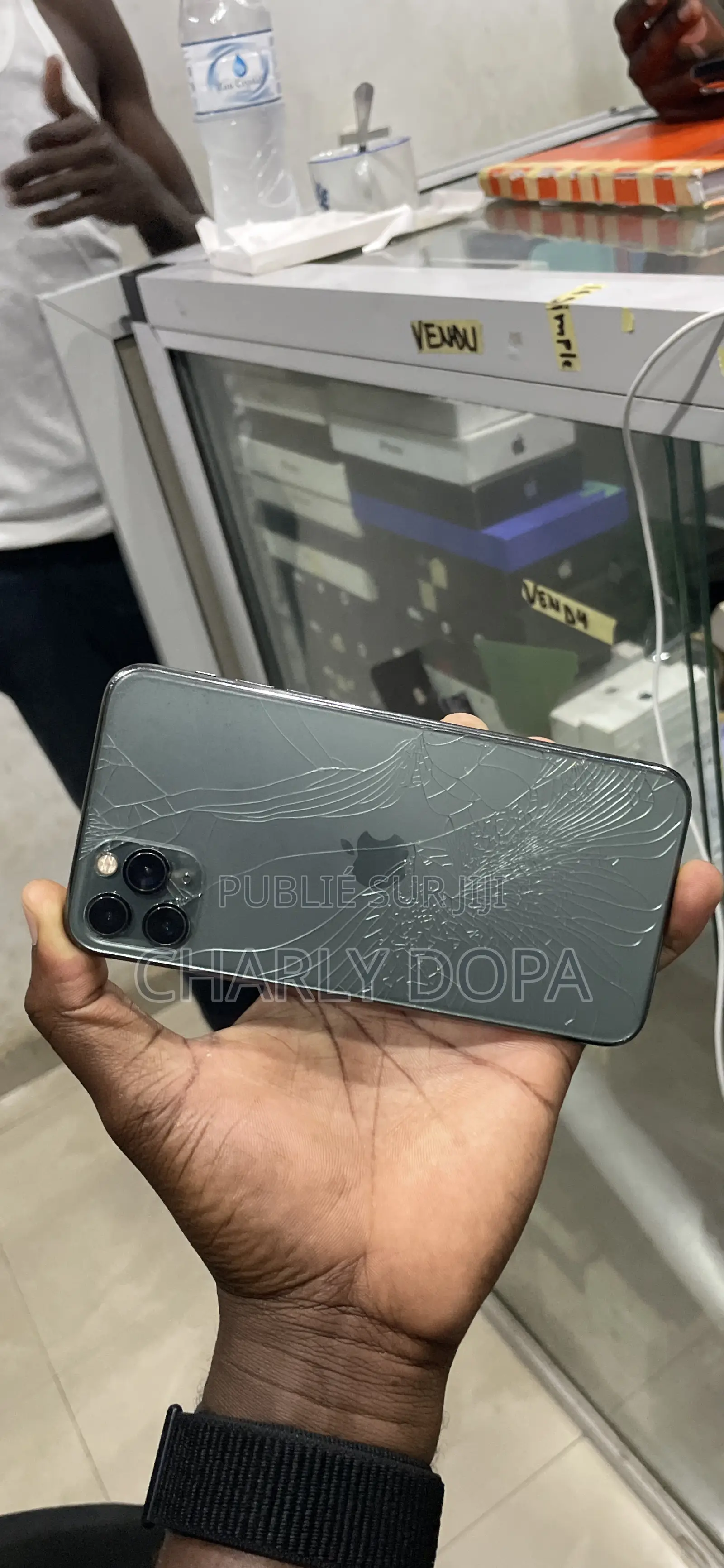 Apple iPhone 11 Pro Max 64 GB Vert