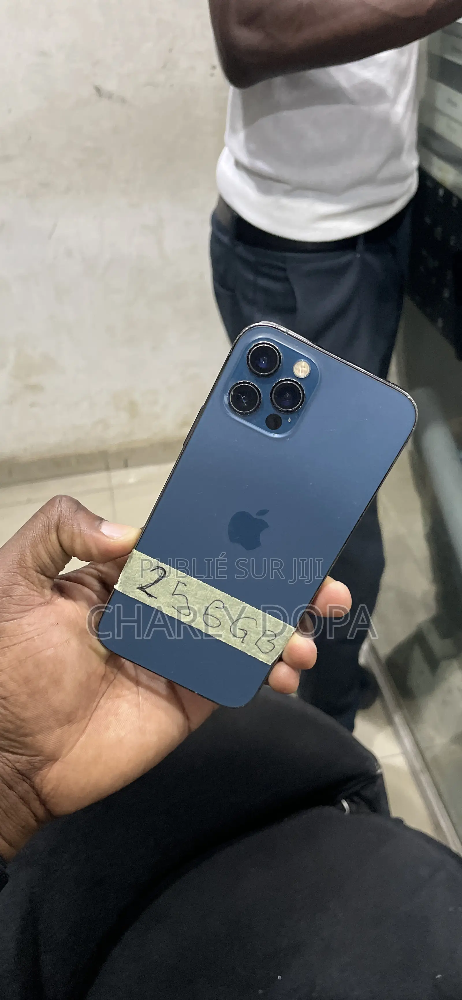 Apple iPhone 12 Pro 256 GB Bleu