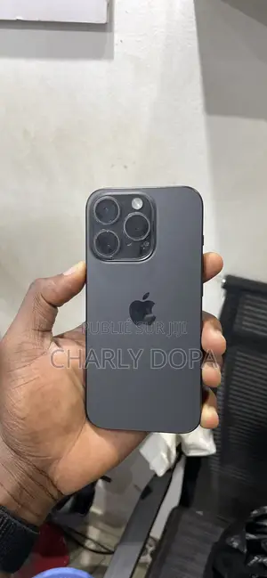 Apple iPhone 15 Pro 128 GB Noir