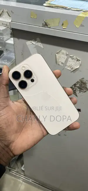 Apple iPhone 16 Pro 128 GB Doré