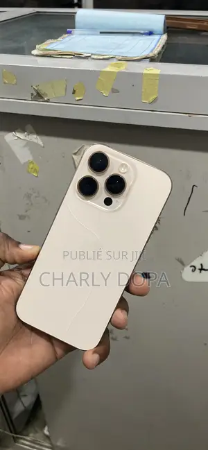 Apple iPhone 16 Pro 128 GB Doré