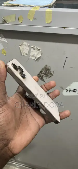 Apple iPhone 16 Pro 128 GB Doré