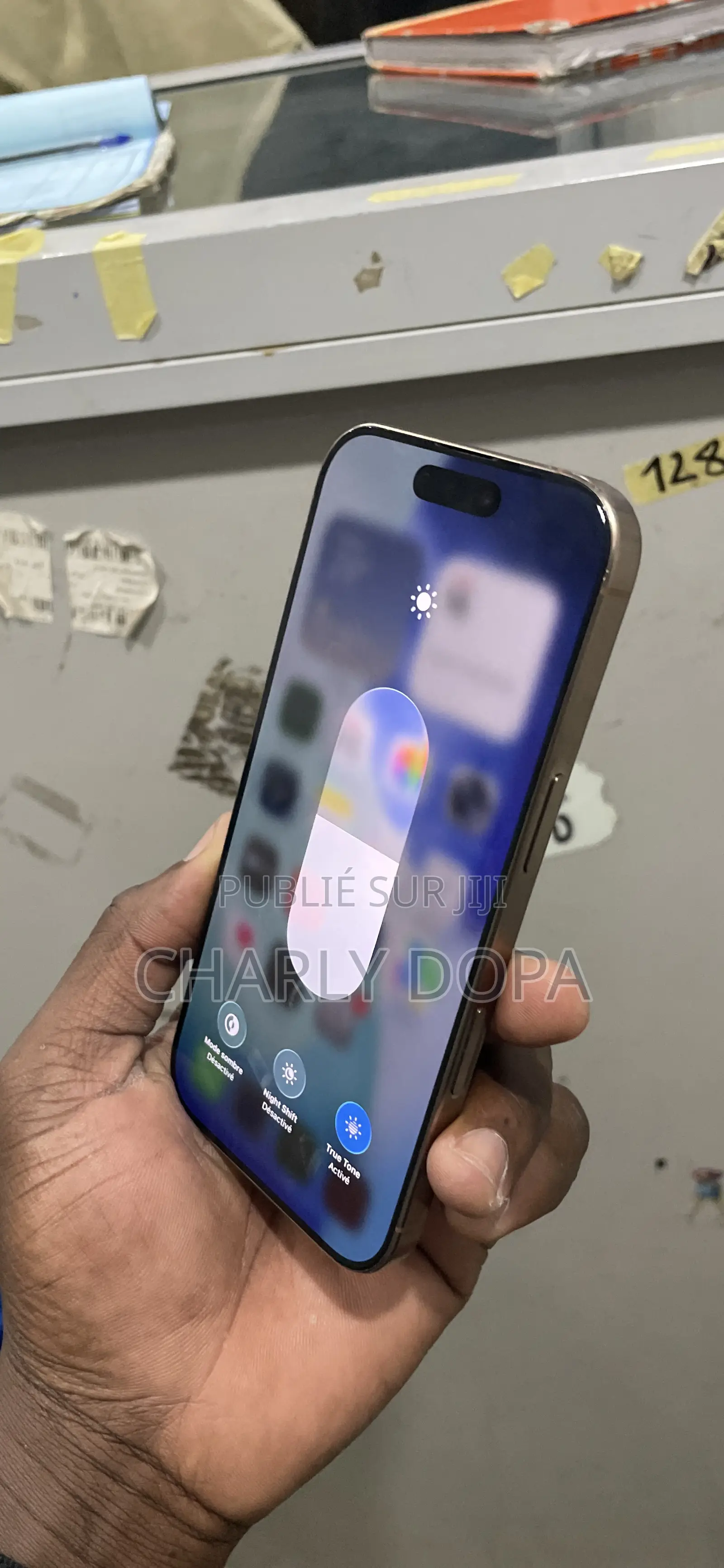 Apple iPhone 16 Pro 128 GB Doré