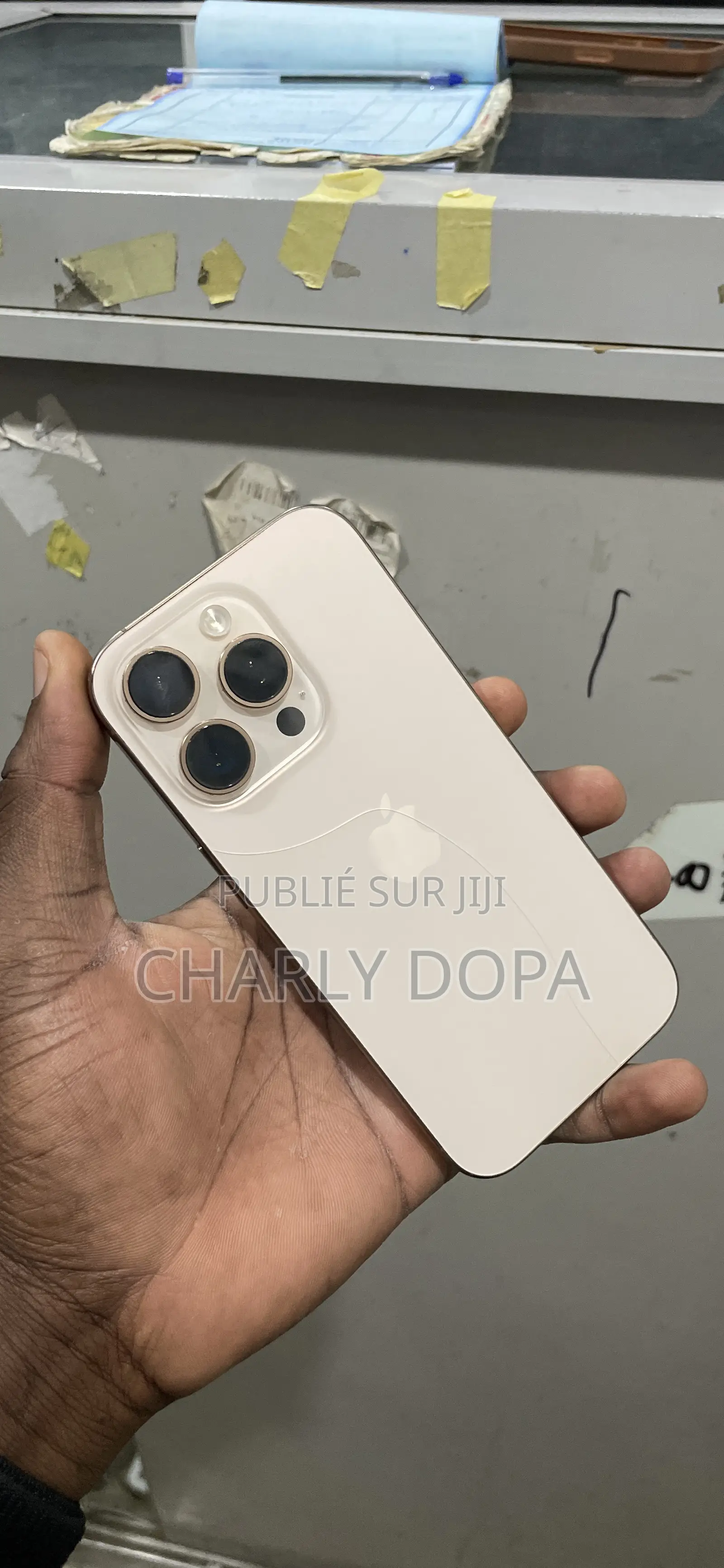 Apple iPhone 16 Pro 128 GB Doré