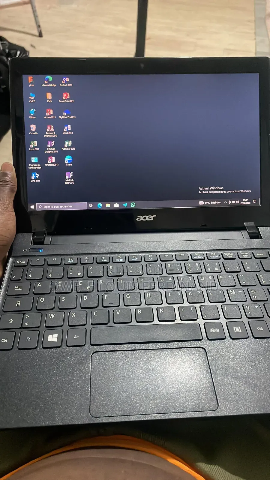 Nouveau Acer Aspire E560 4GB Intel Core i5 HDD 128GB