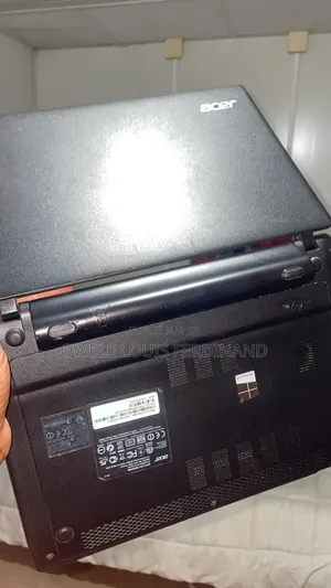 Nouveau Acer Aspire E560 4GB Intel Core i5 HDD 128GB