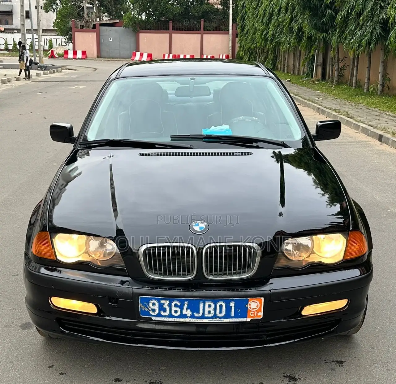BMW 318i 2002 Noir