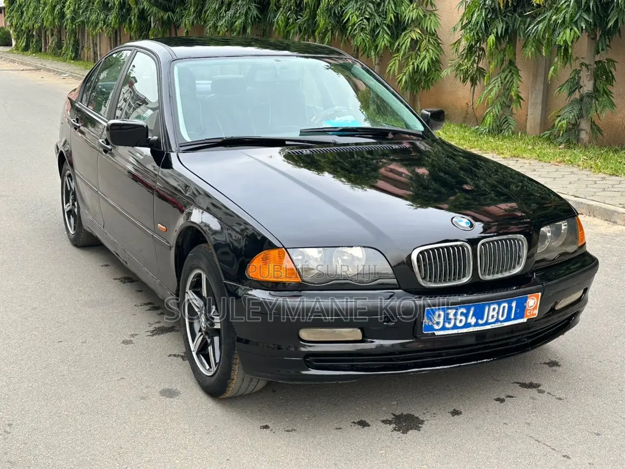 BMW 318i 2002 Noir