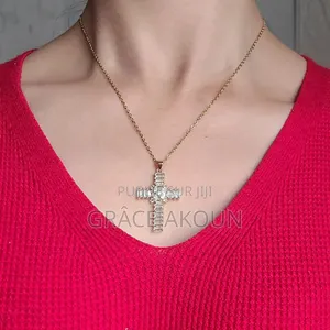Collier en Croix