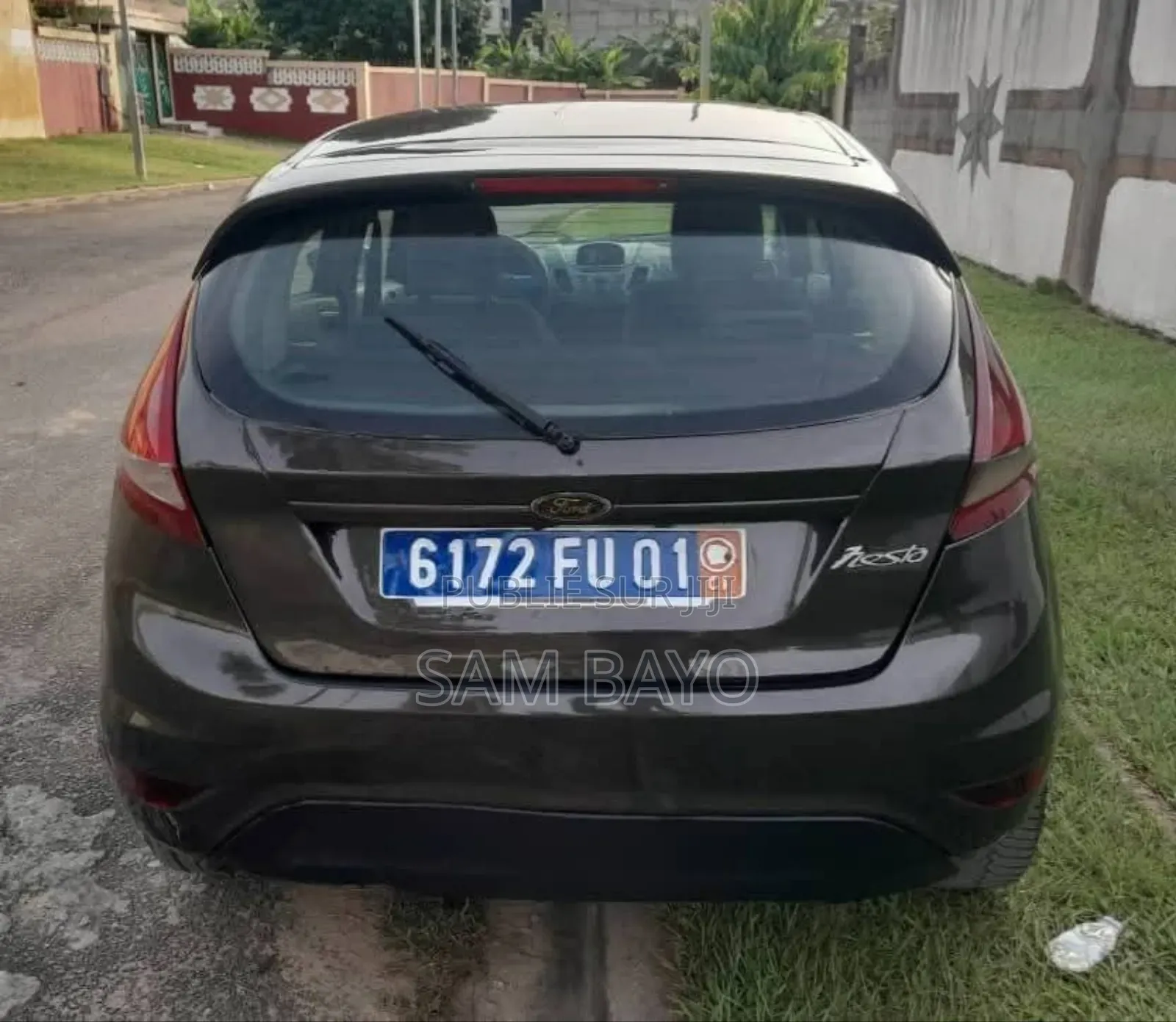 Ford Fiesta 2012 Gris