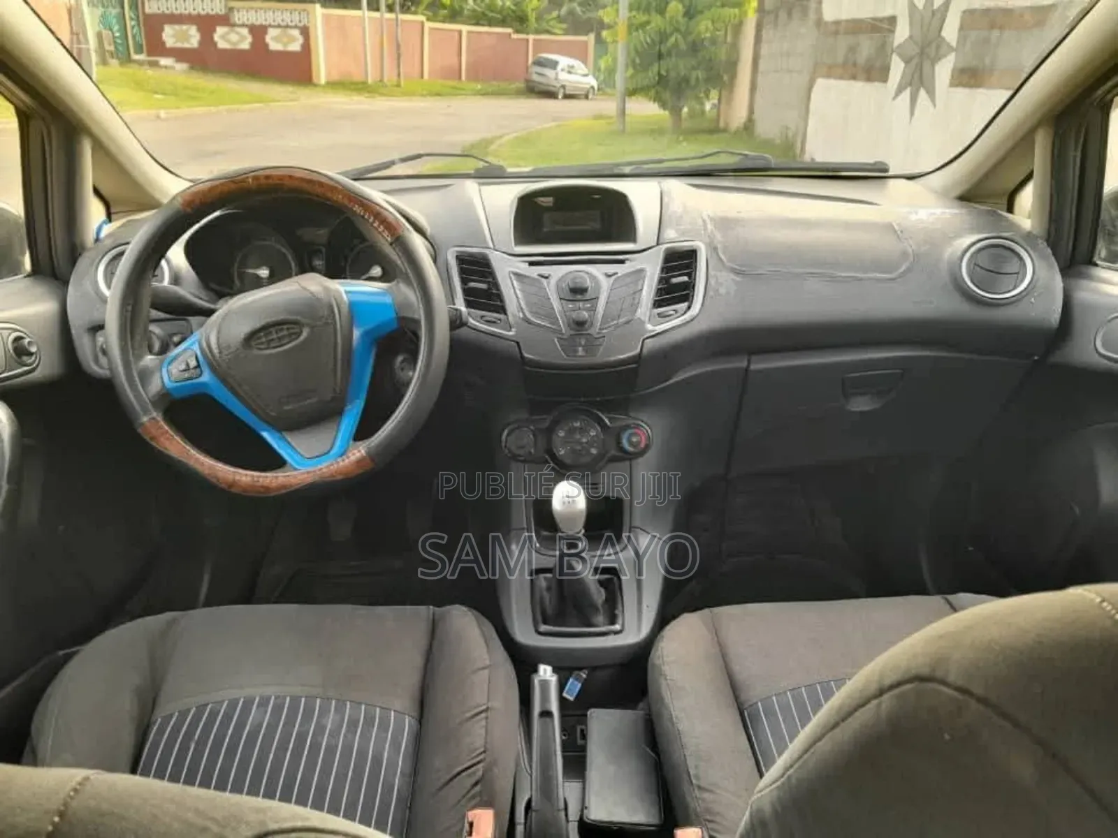 Ford Fiesta 2012 Gris