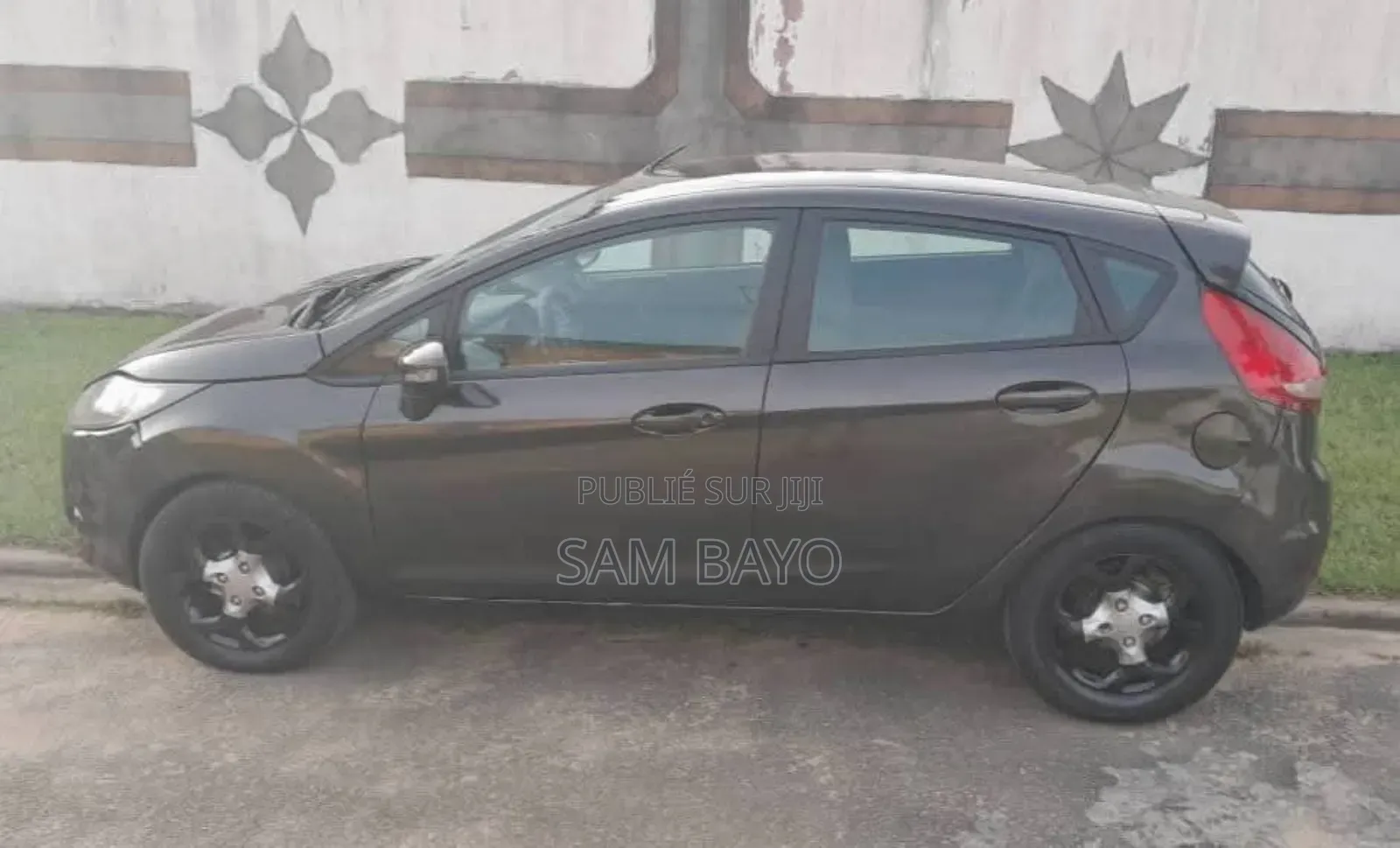 Ford Fiesta 2012 Gris