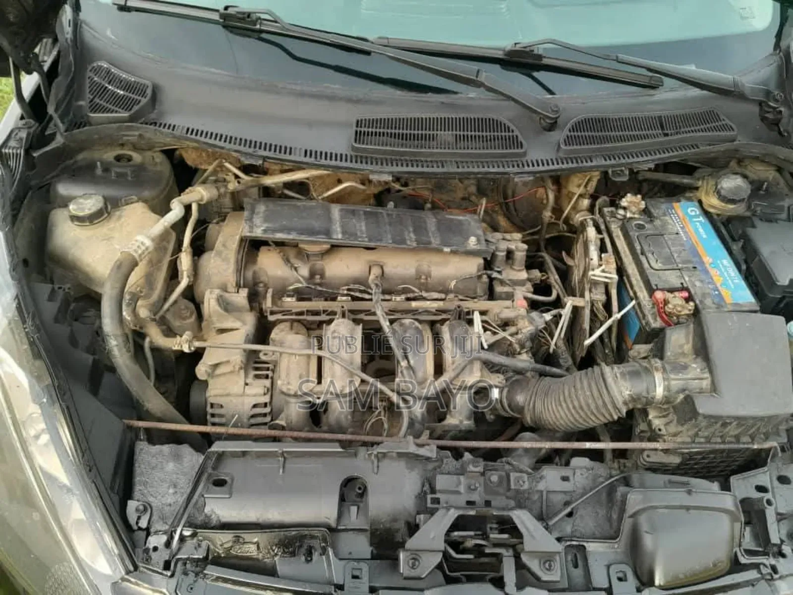 Ford Fiesta 2012 Gris