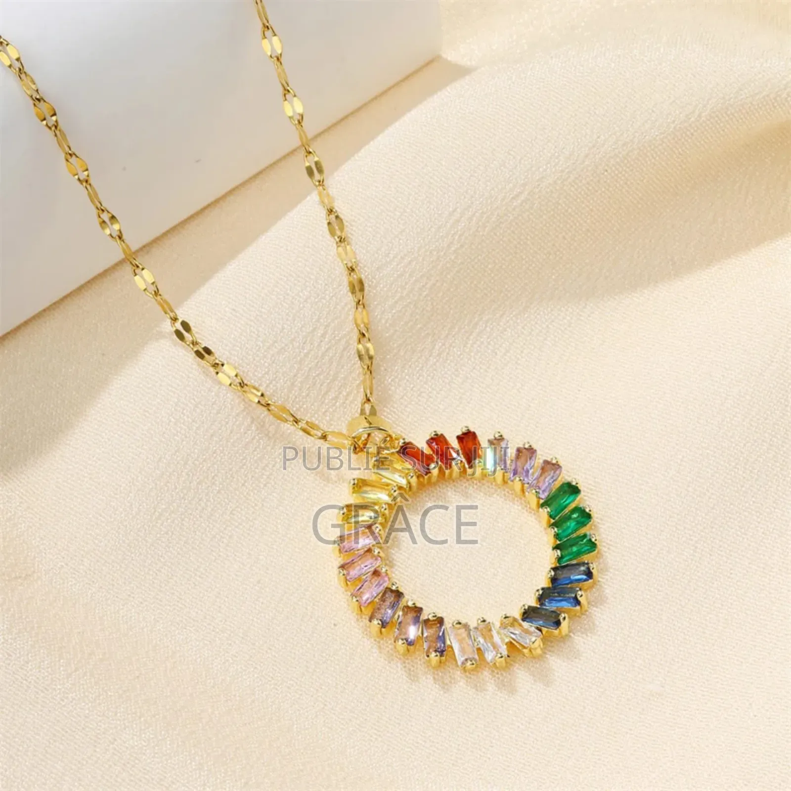 Collier en Cercle