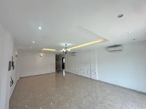 Meublé 2chbre Appartement dans Location Immobilière, Cocody à Louer