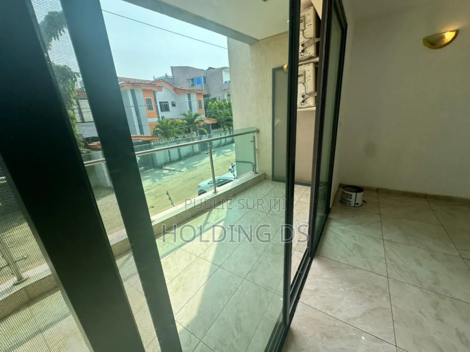 Meublé 2chbre Appartement dans Location Immobilière, Cocody à Louer