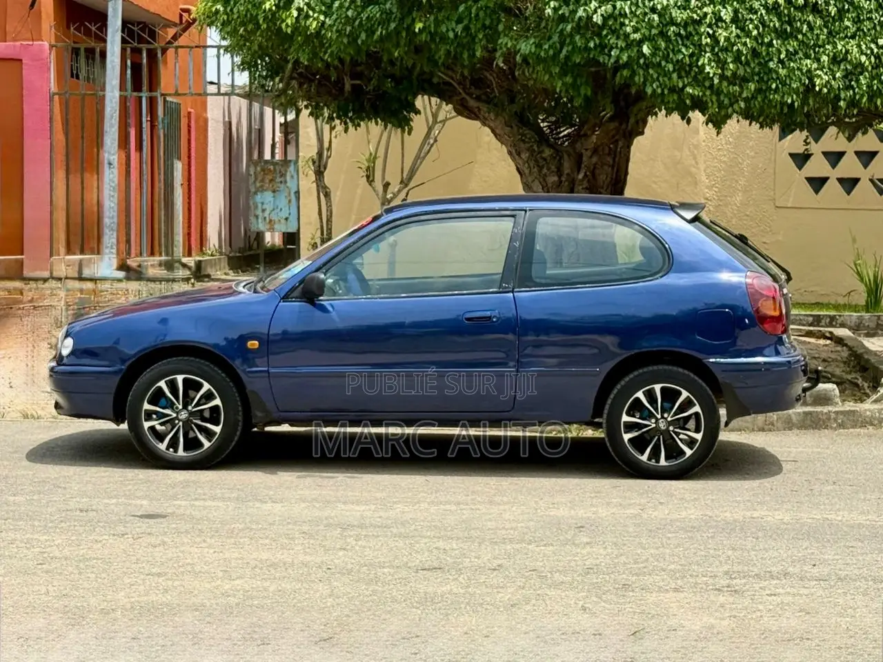 Toyota Corolla 2001 Bleu