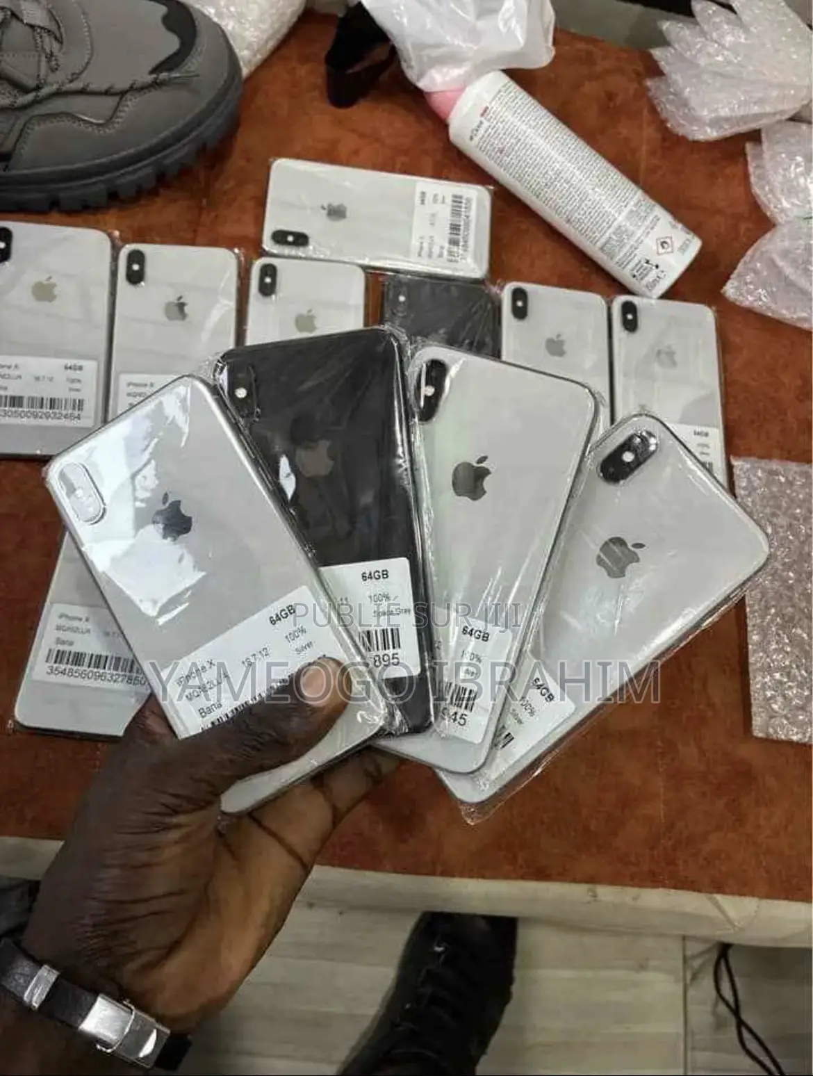 Nouveau Apple iPhone X 64 GB Orange