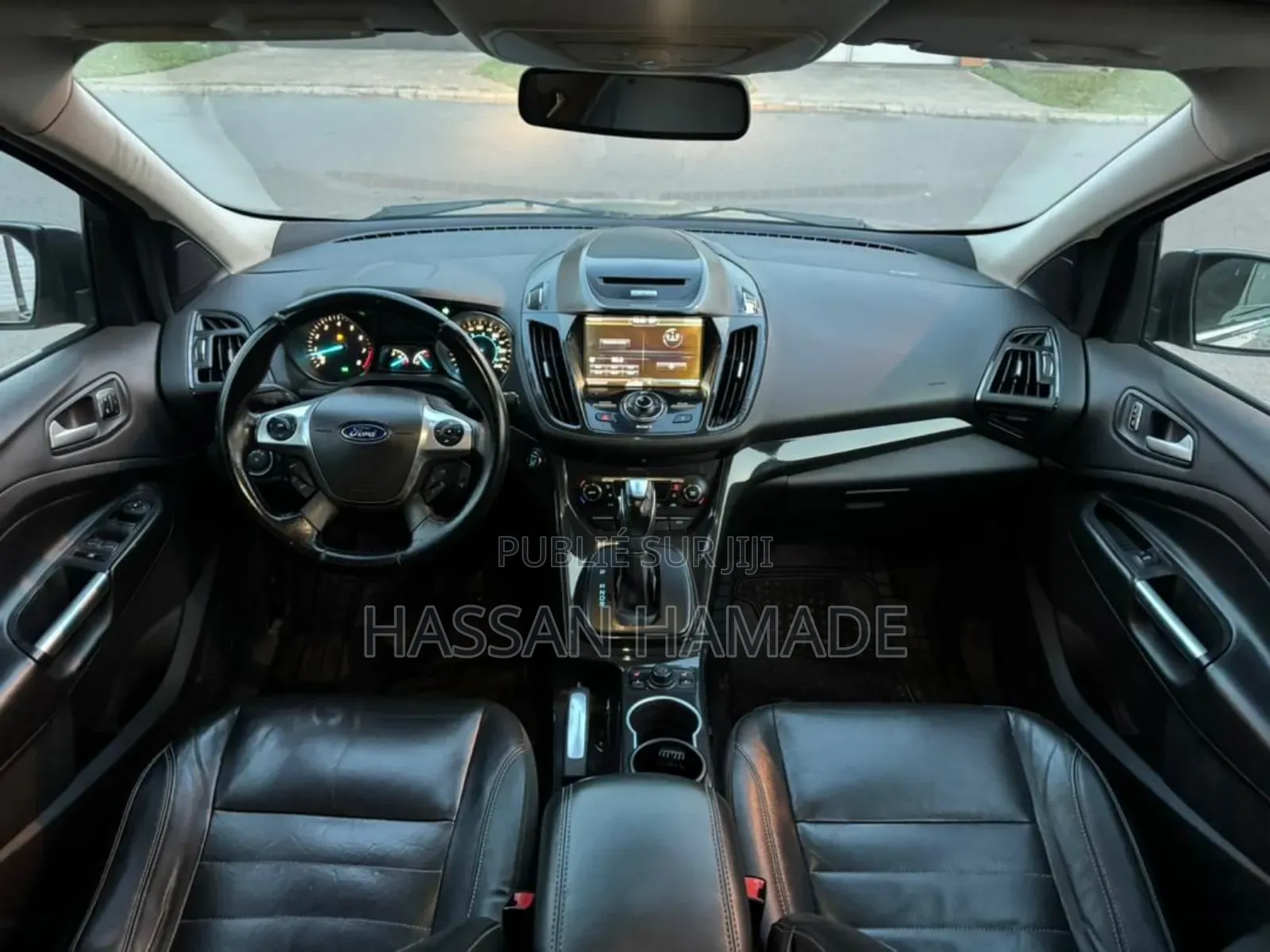 Ford Escape Titanium 4dr SUV (1.6L 4cyl Turbo 6A) 2015 Gris