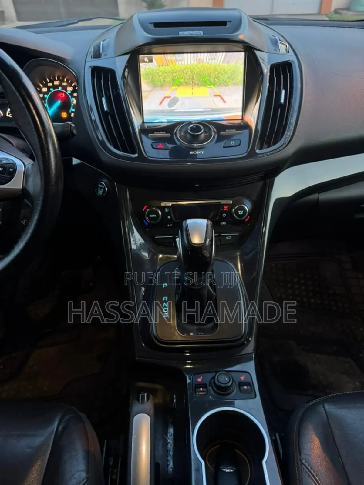 Ford Escape Titanium 4dr SUV (1.6L 4cyl Turbo 6A) 2015 Gris