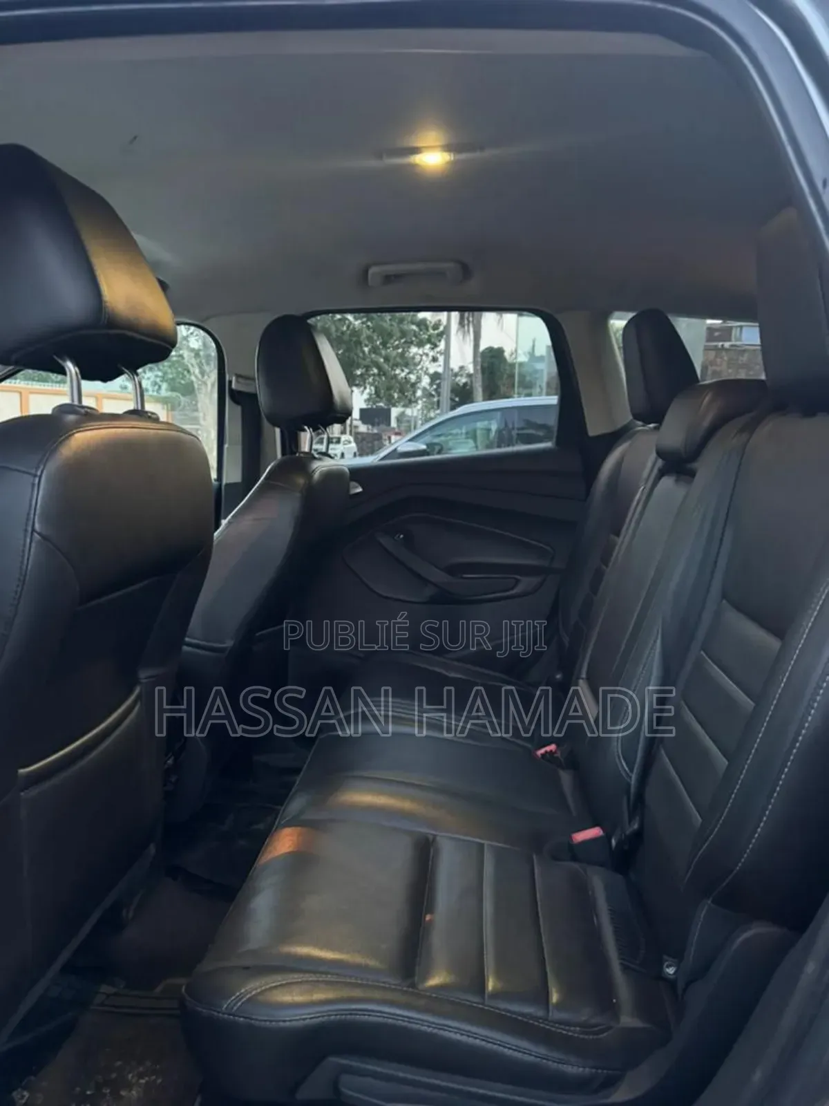 Ford Escape Titanium 4dr SUV (1.6L 4cyl Turbo 6A) 2015 Gris