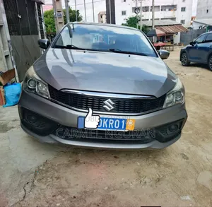 Suzuki Ciaz 2021 Gris