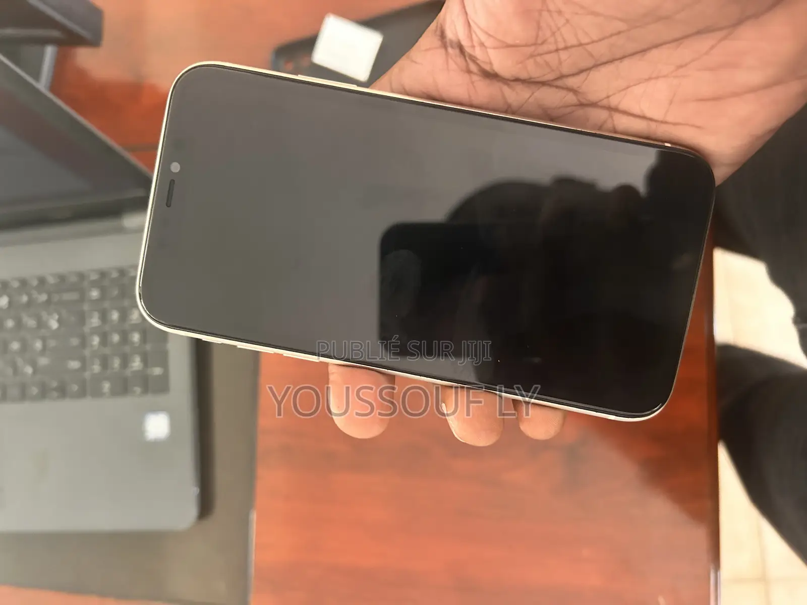 Apple iPhone 11 64 GB Blanc