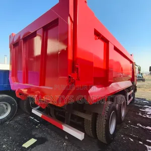 3 Bennes Howo 10 Roues