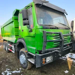 3 Bennes Howo 10 Roues