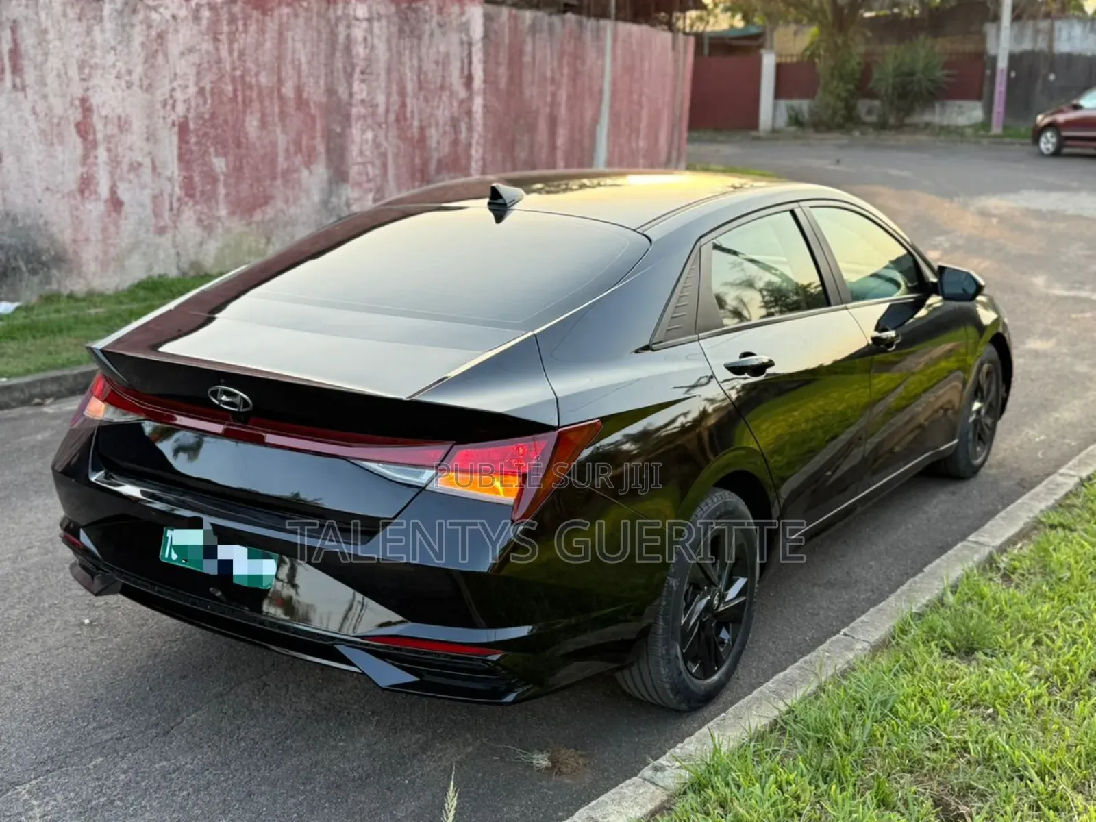 Hyundai Elantra Limited 2022 Noir