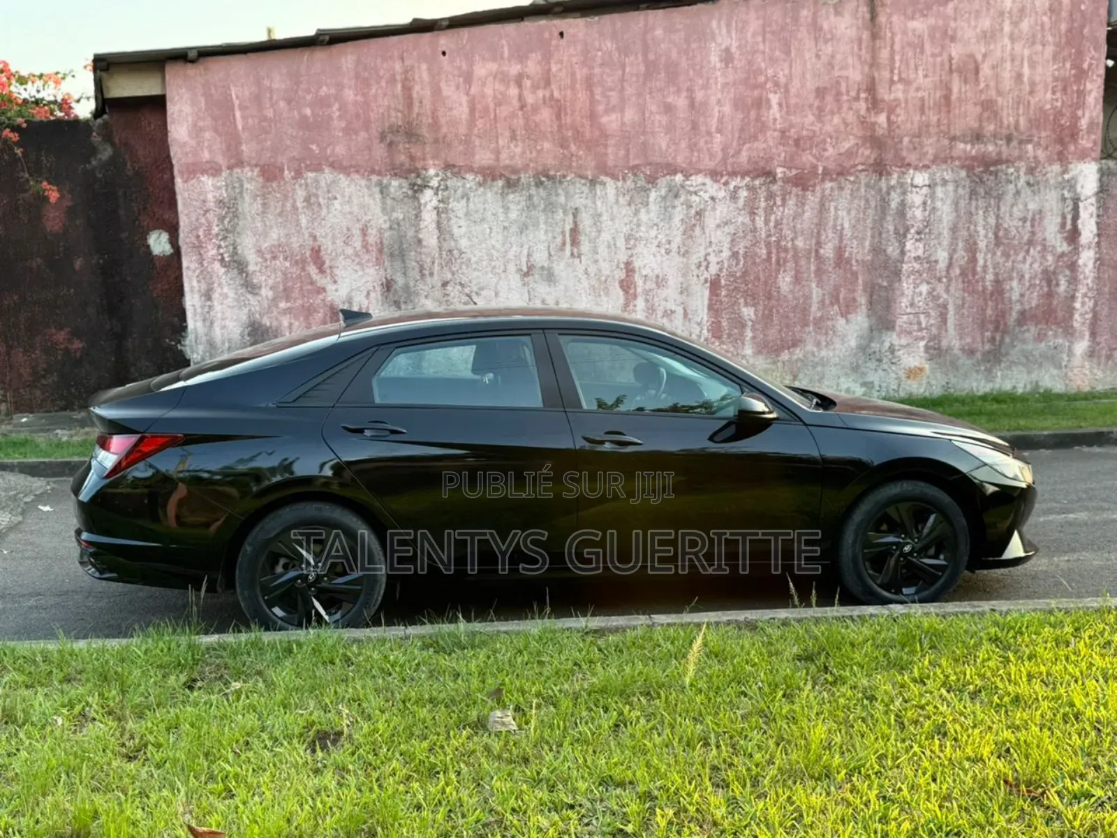 Hyundai Elantra Limited 2022 Noir