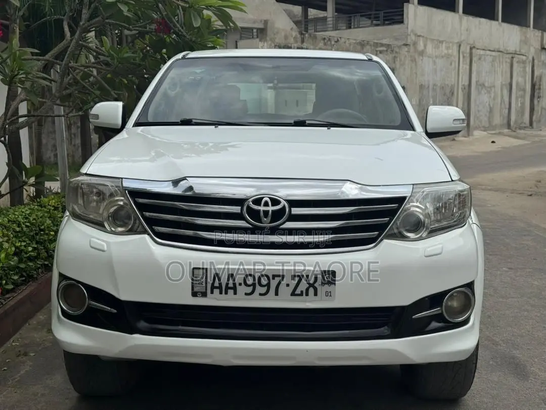 Toyota Fortuner 2015 Blanc