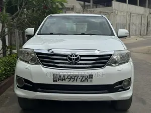 Toyota Fortuner 2015 Blanc