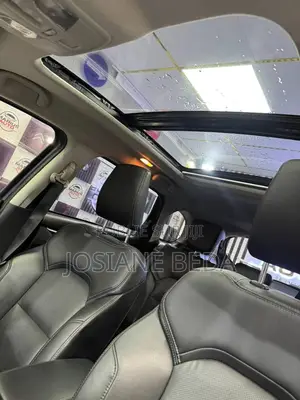 Suzuki Vitara 2024 Gris