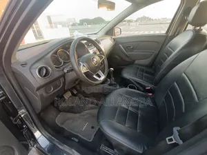 Renault Sandero 2021 Marron