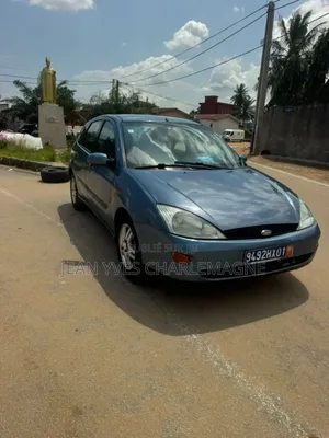 Ford Focus 2002 Bleu