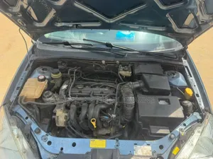 Ford Focus 2002 Bleu
