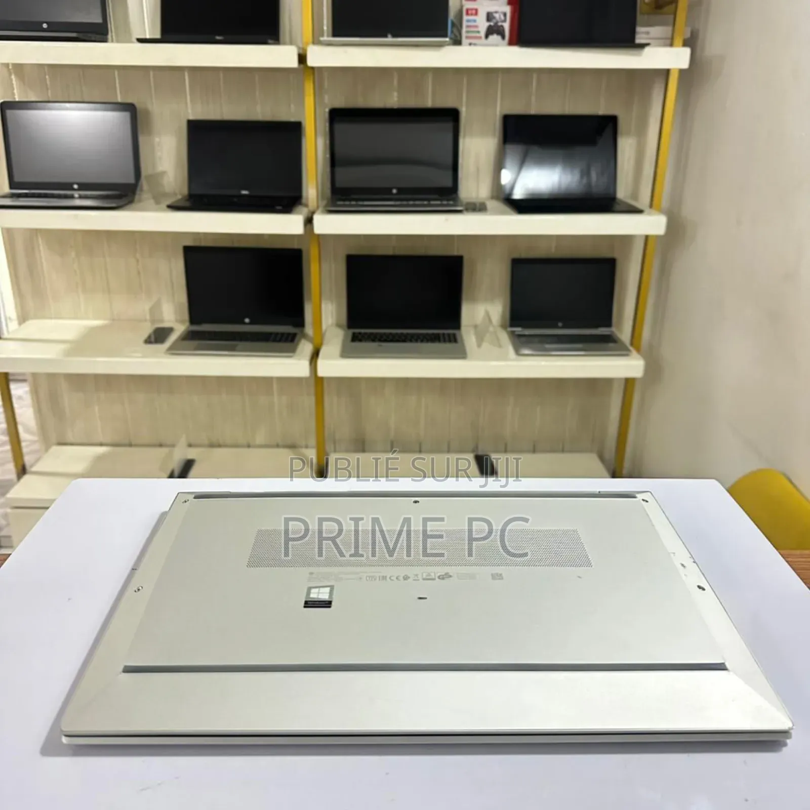 Ordinateur portable HP EliteBook 850 8GB Intel Core i5 SSD 256GB