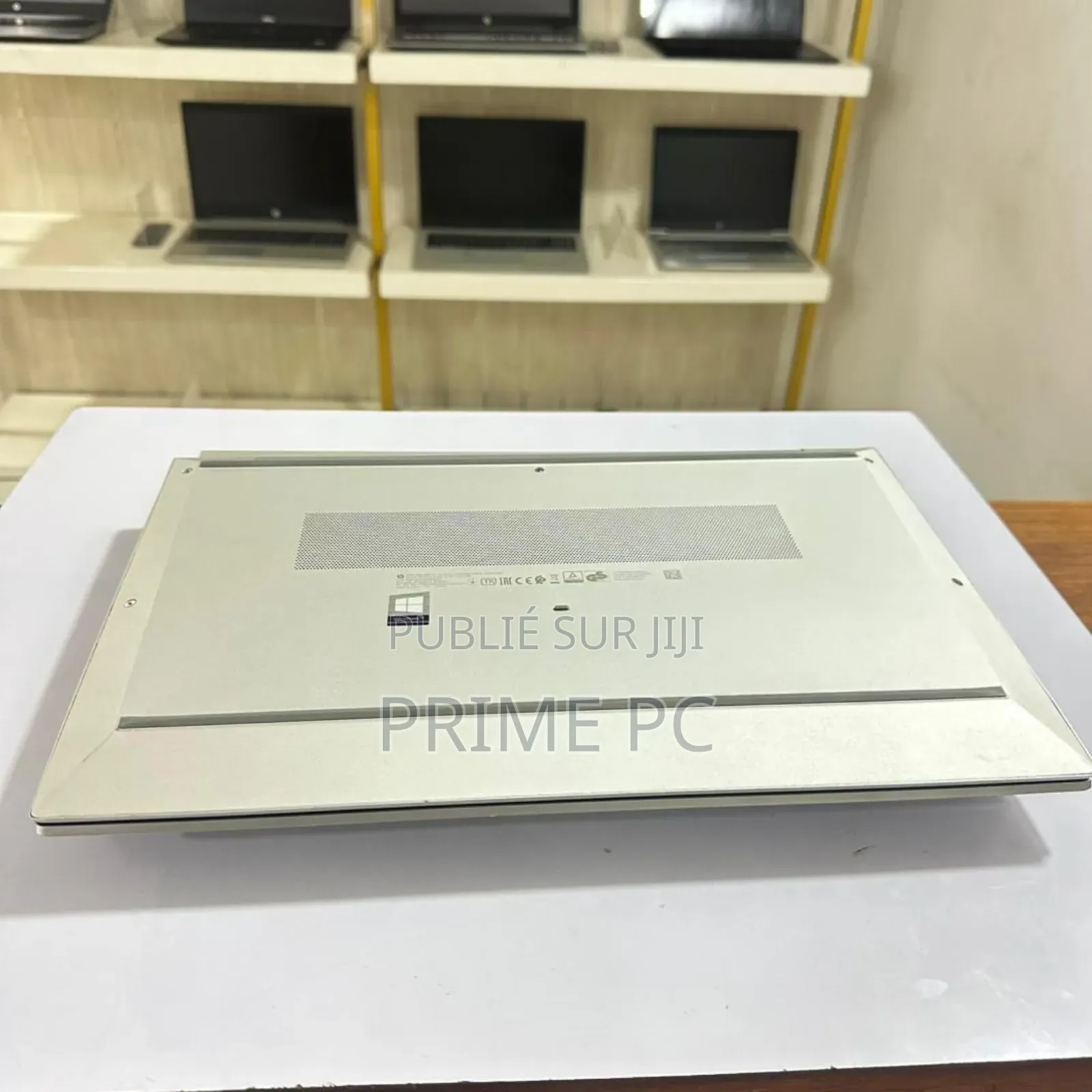 Ordinateur portable HP EliteBook 850 8GB Intel Core i5 SSD 256GB