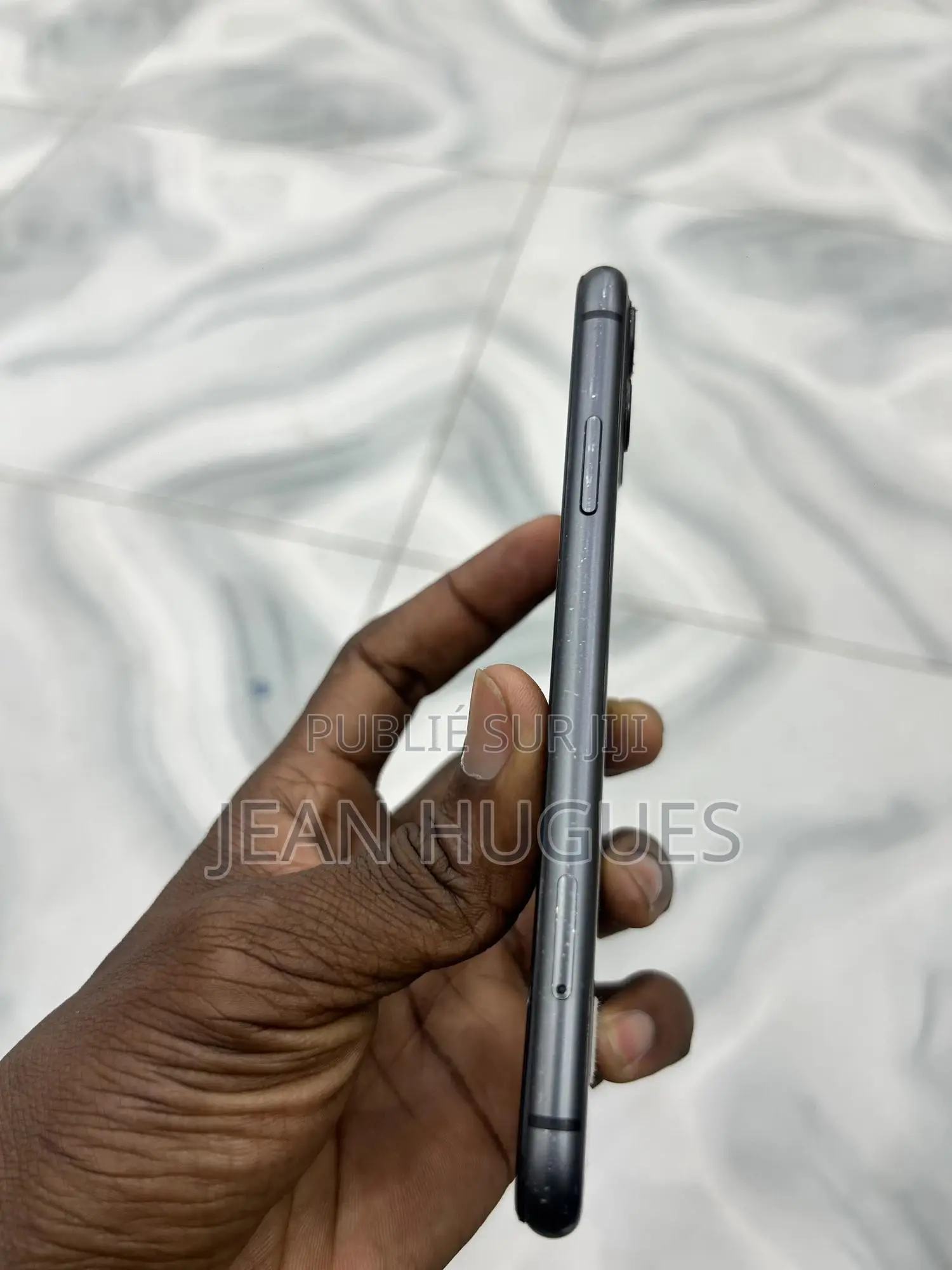 Apple iPhone 11 64 GB Noir