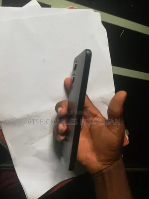 Oppo Reno8 5G 128 GB Noir