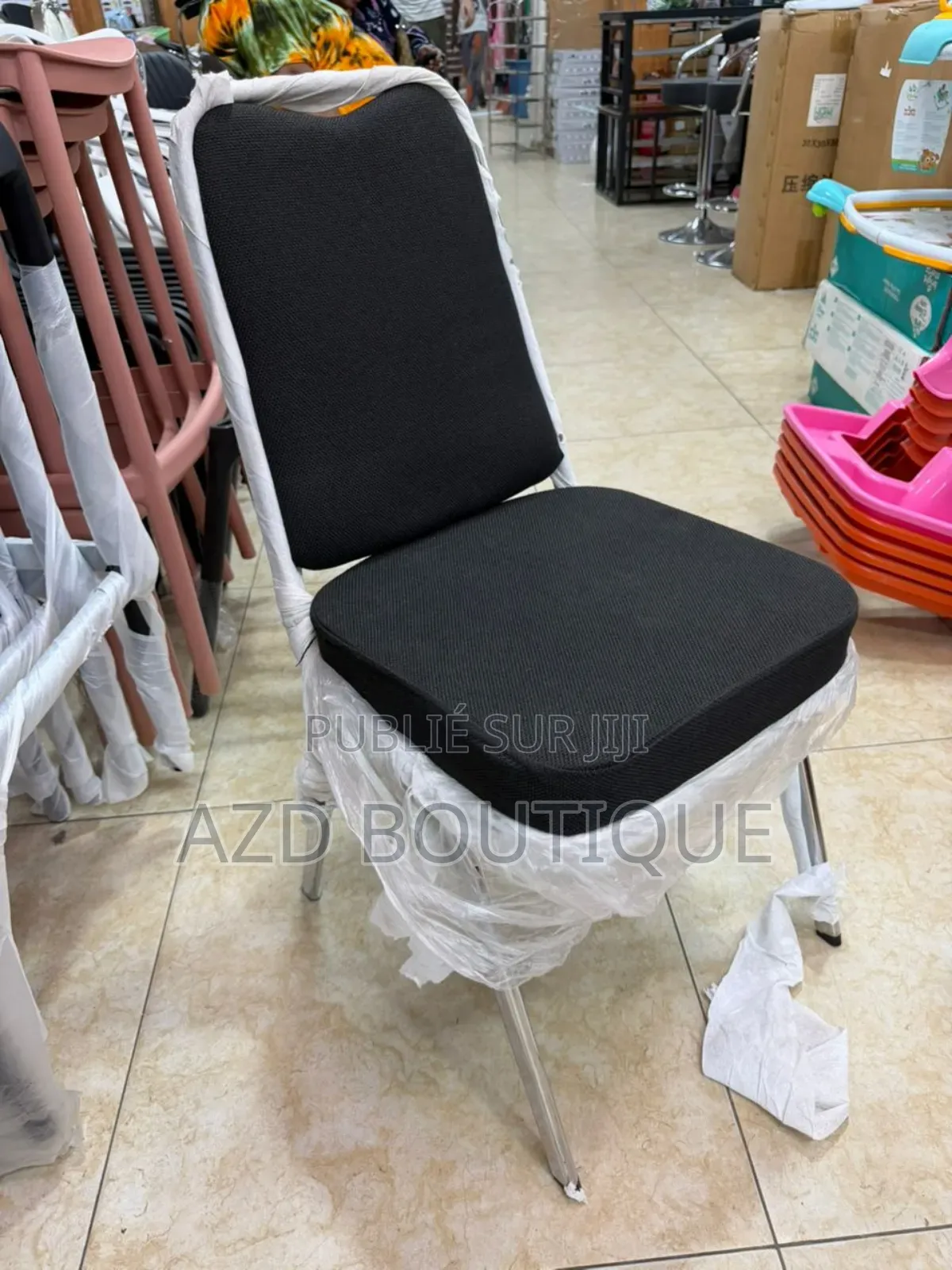 Chaises De Cérémonie