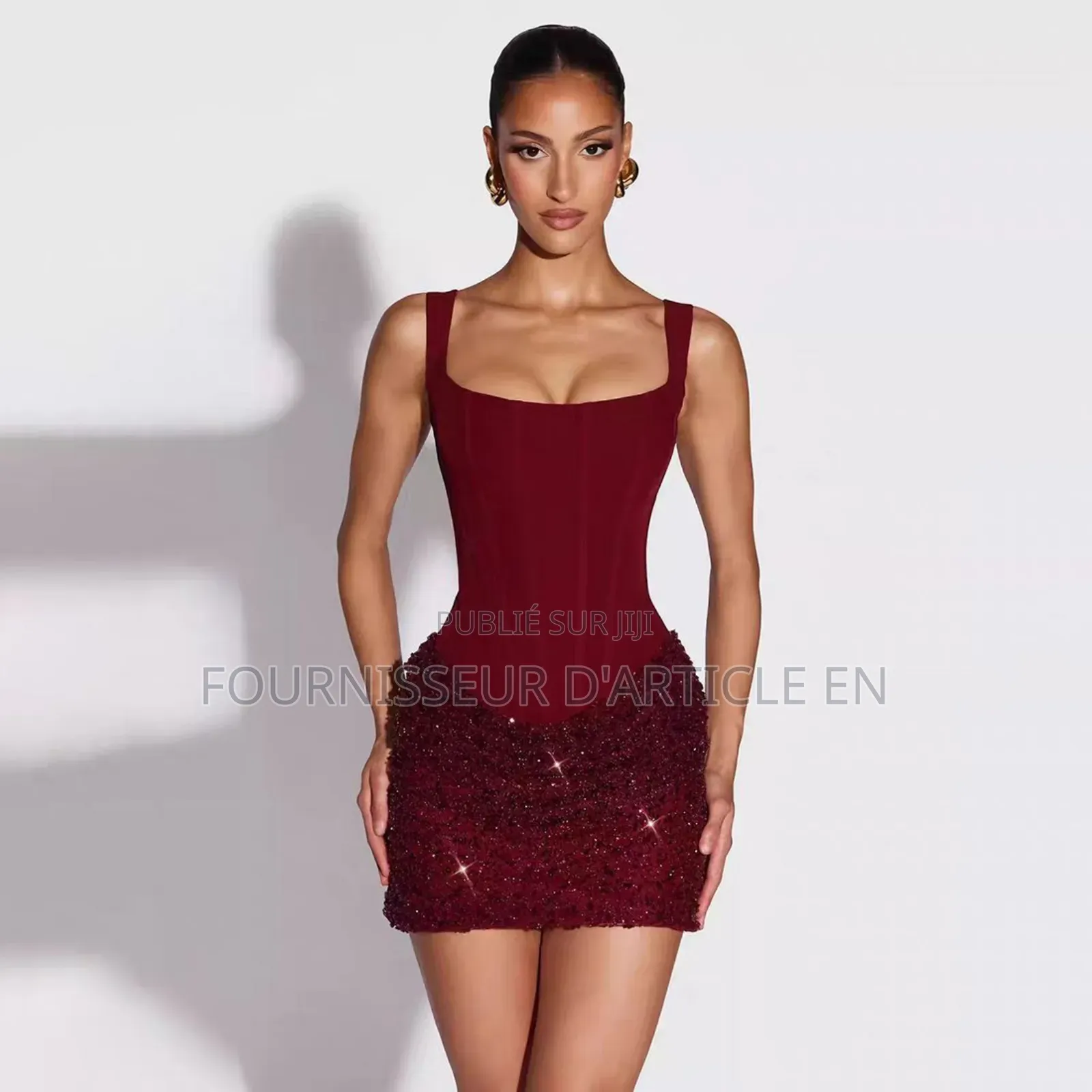 Robe Dos Nu À Sequins Bordeaux