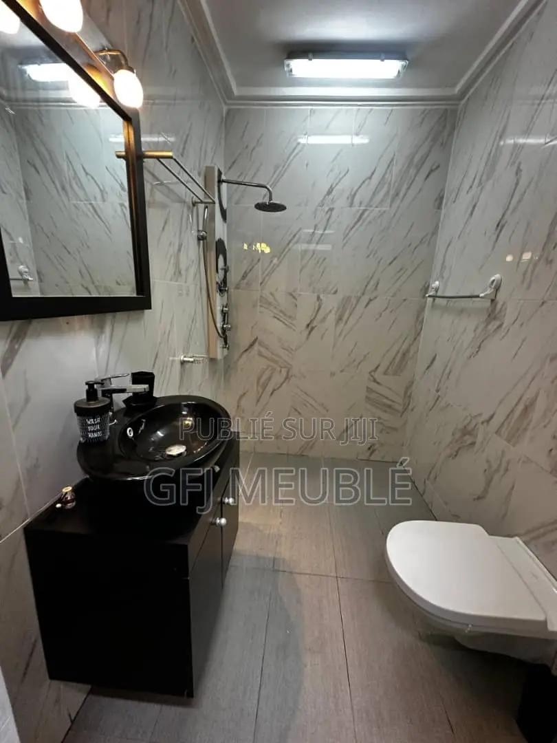 Meublé 3chbre Appartement dans Gfj Meublé, Cocody à Louer